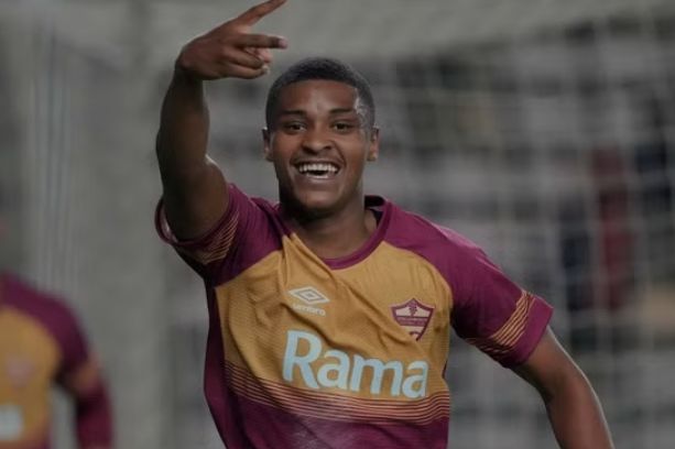Quwan Plaatjies’ Hat-Trick Is Only the Beginning: Why Stellenbosch Must Protect Its New PSL Star